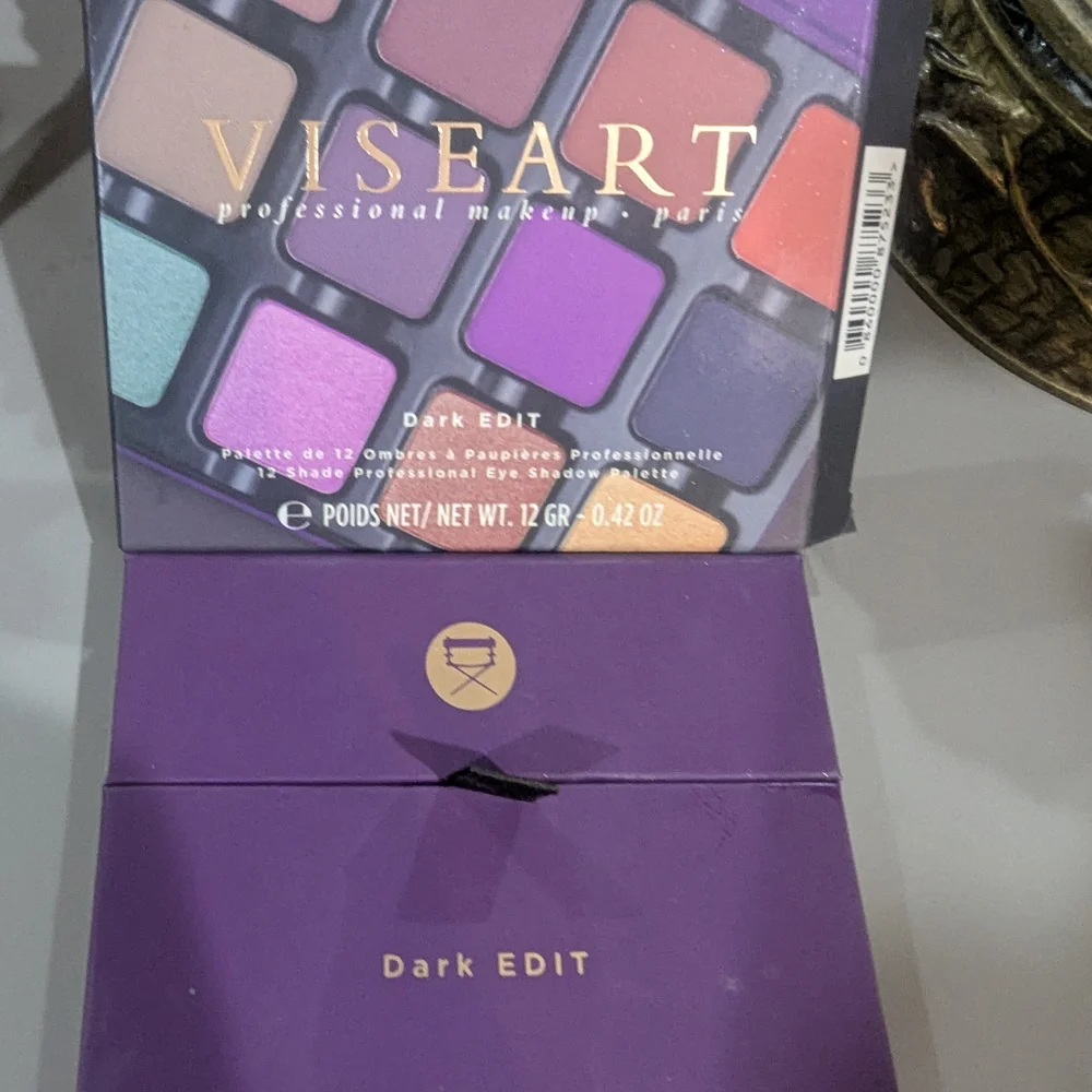 A Bundle Of 2 Viseart Professional Makeup Palettes